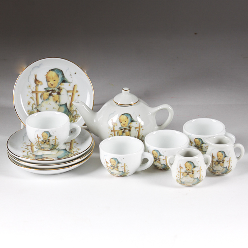 Reutter Hummel "He Loves Me" Porcelain Child's Tea Set EBTH
