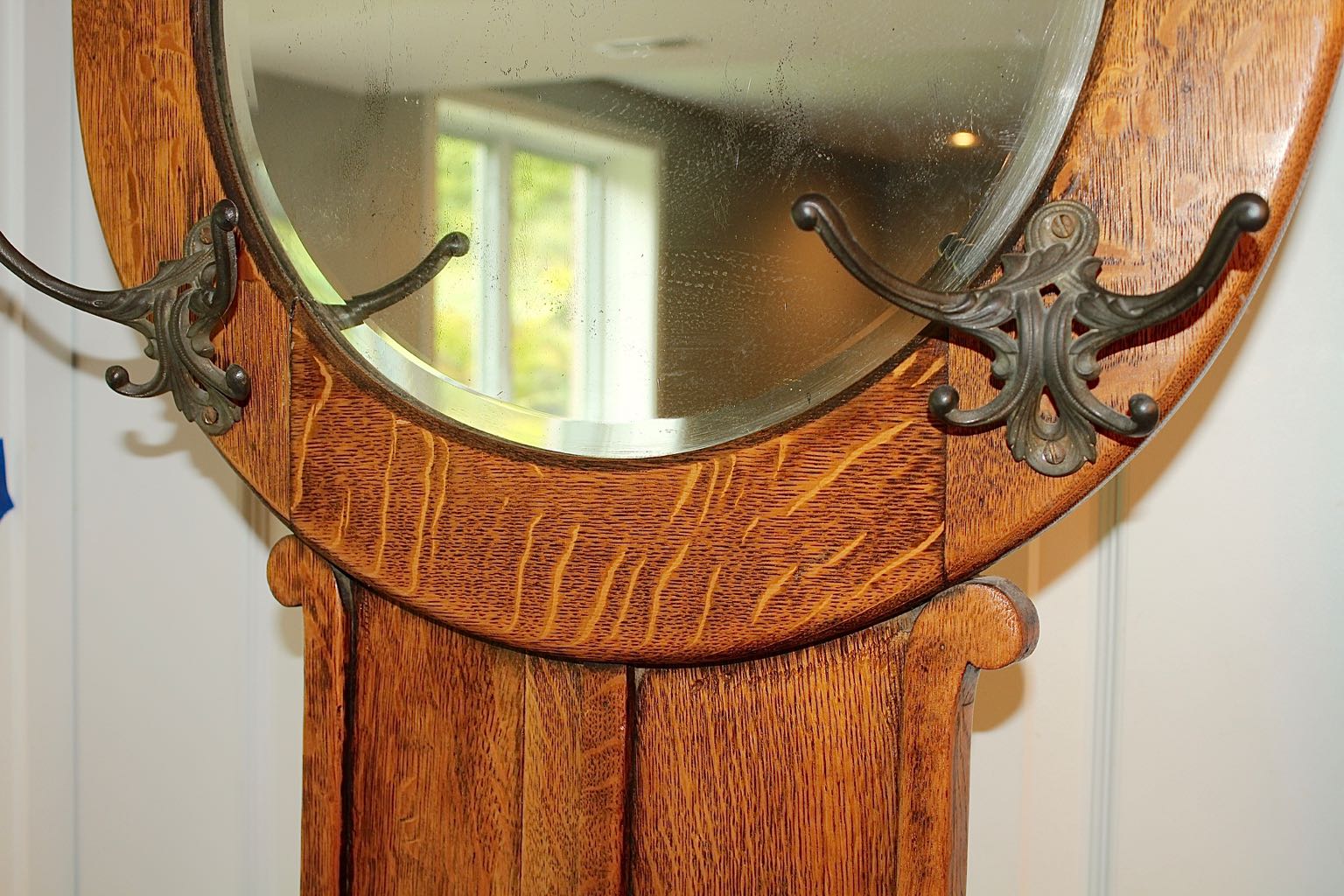 Antique Oak Mirrored Hall Tree Chair with Side Umbrella Stand EBTH