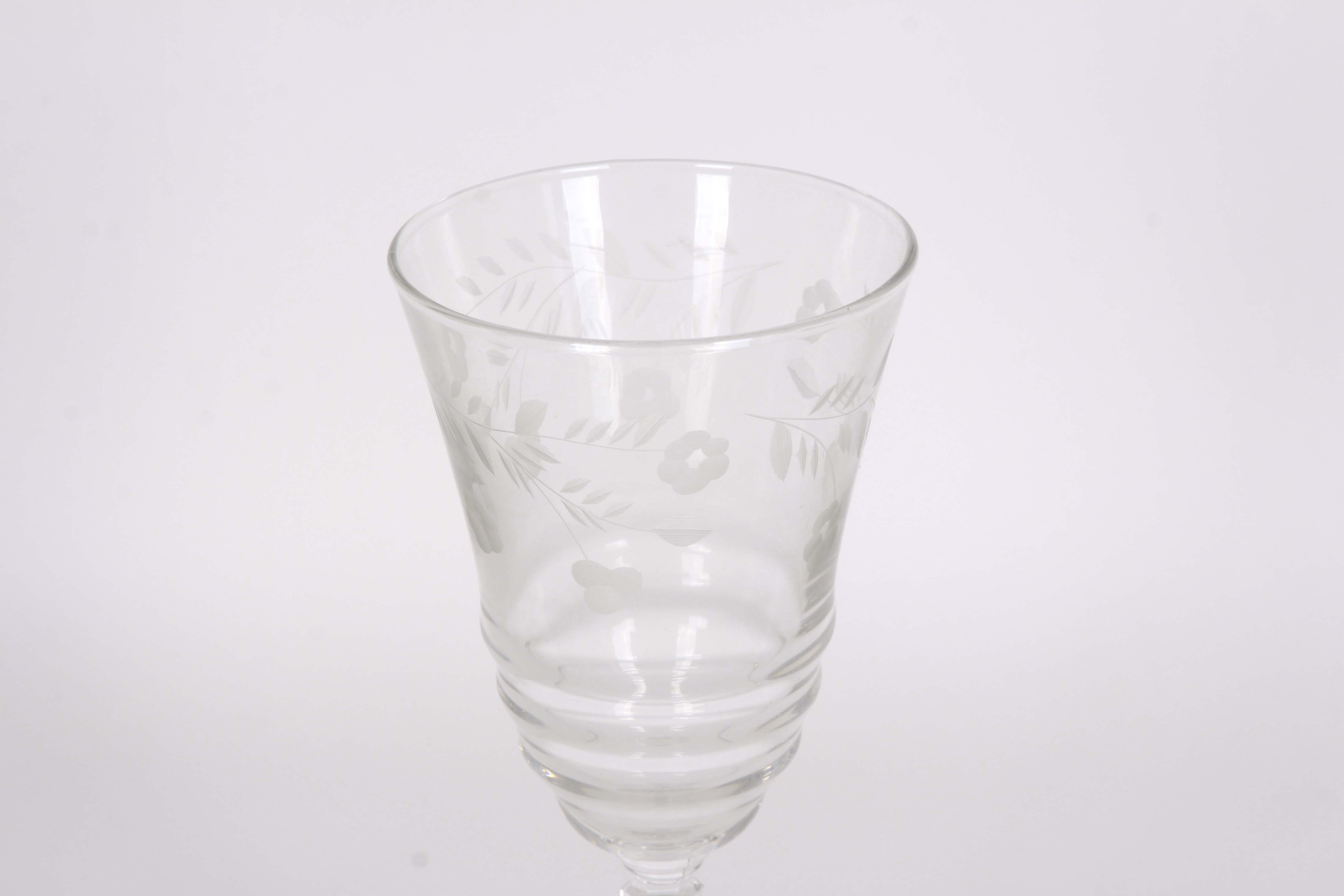 Set of Vintage Etched Water Glasses EBTH