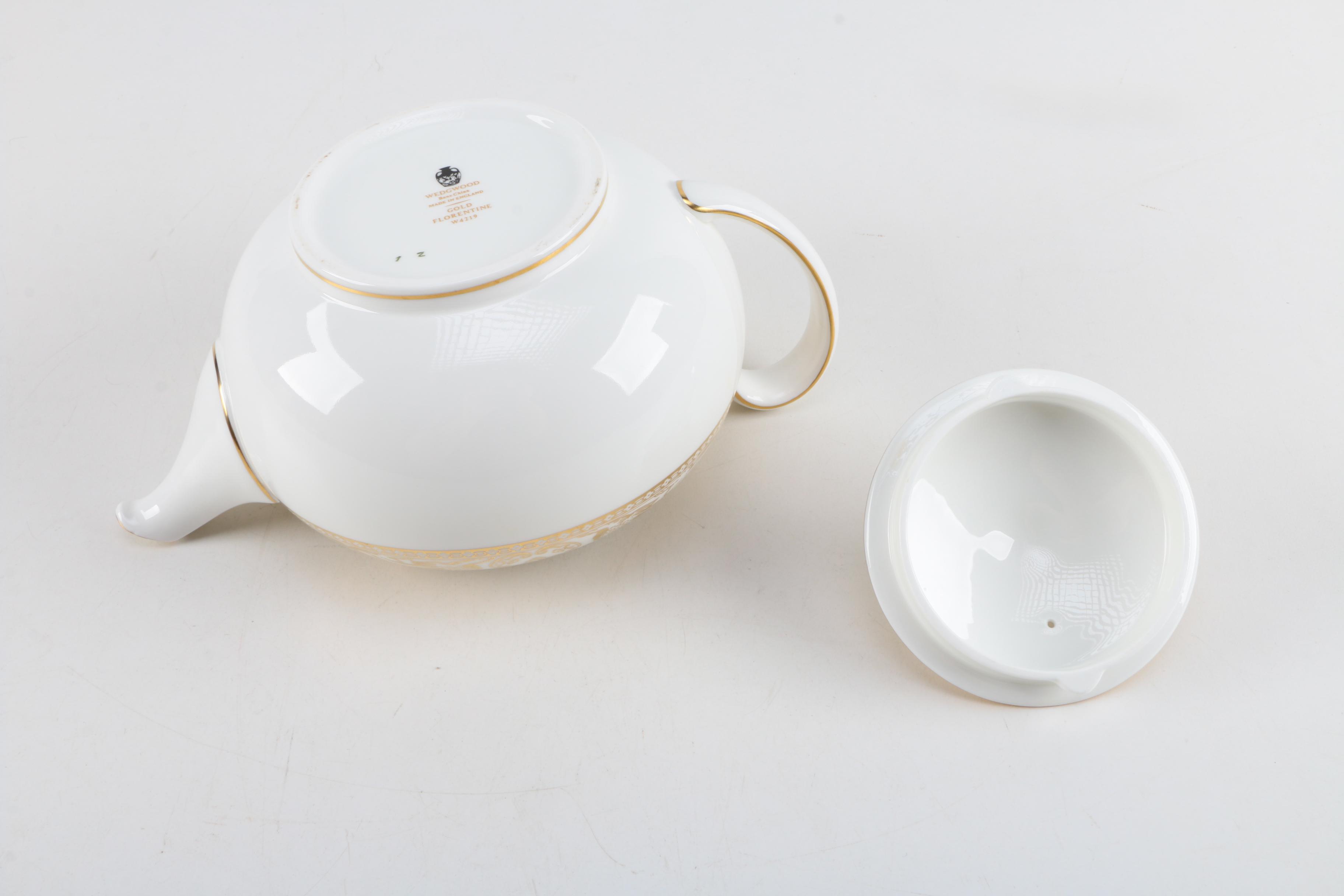 Wedgwood "Gold Florentine" Teapot EBTH