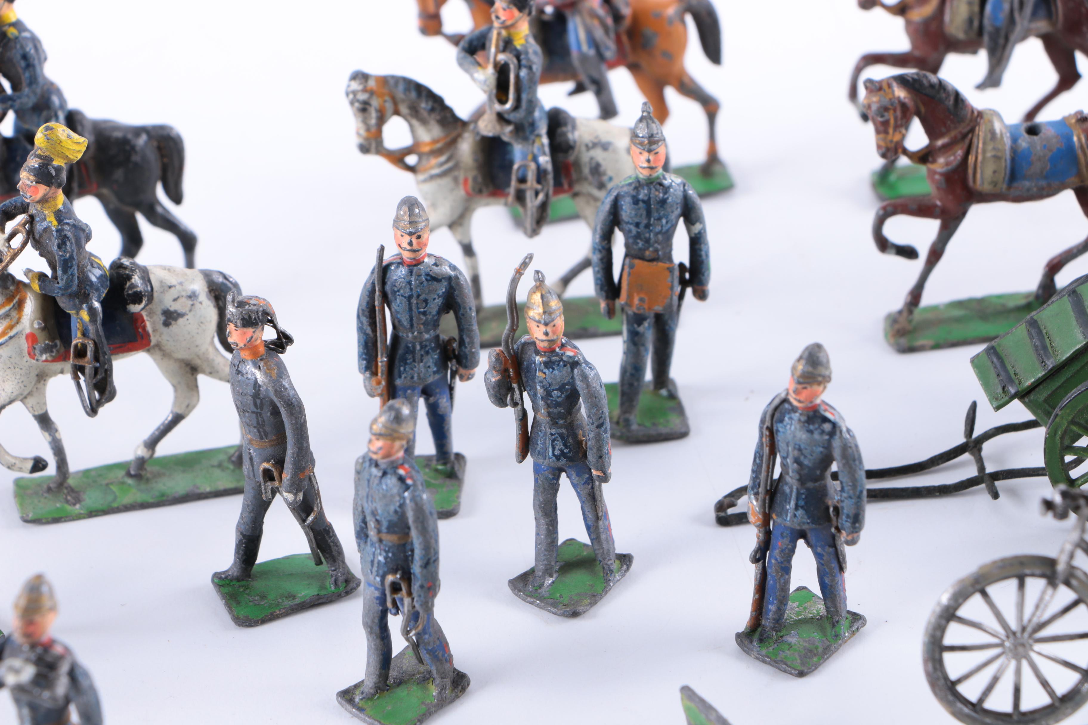 Vintage Cast Toy Soldiers EBTH