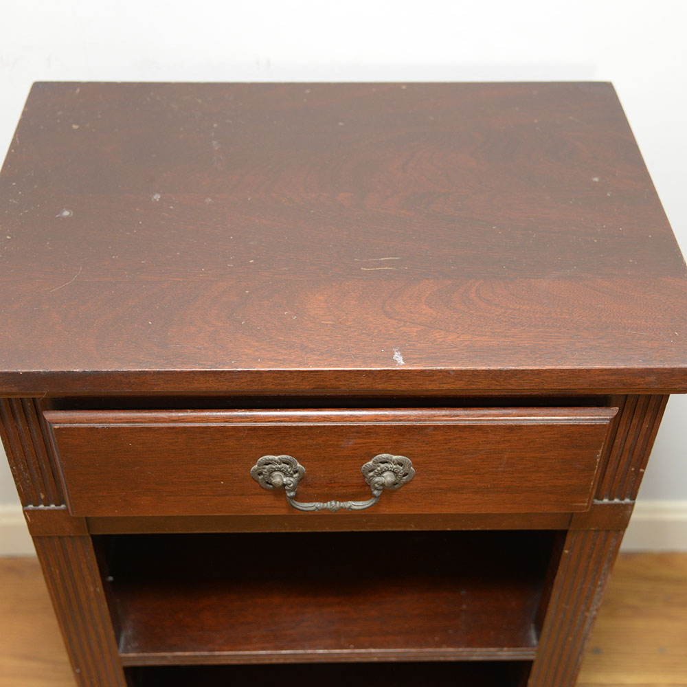 Vintage Mahogany Nightstand by The Continental Furniture Company EBTH