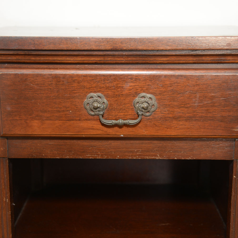 Vintage Mahogany Nightstand by The Continental Furniture Company EBTH