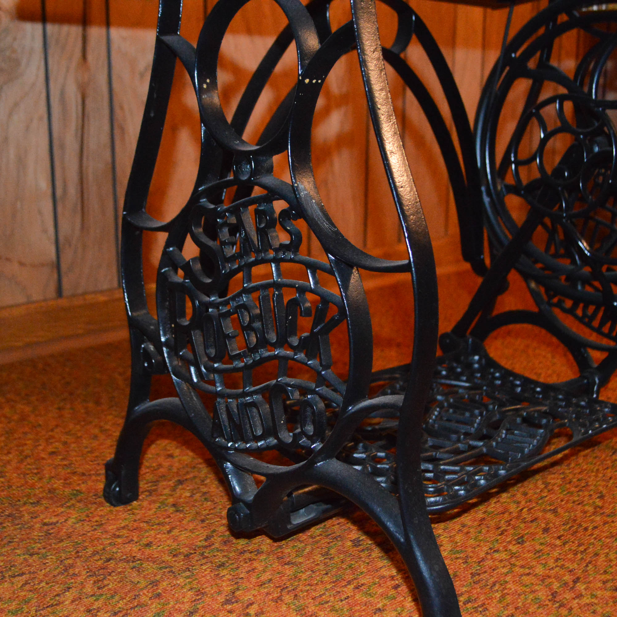 Antique Sears Roebuck Edgemere Sewing Machine and Table EBTH