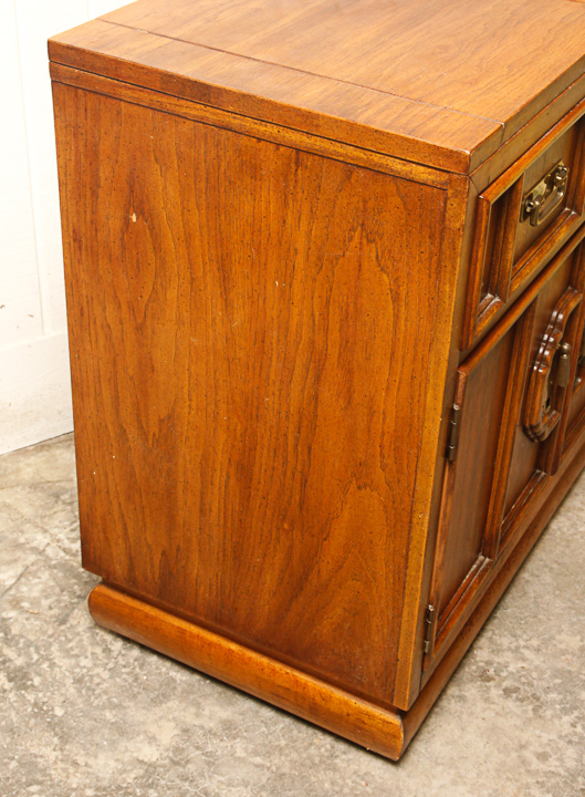 Vintage Stanley Furniture Wooden Bar EBTH