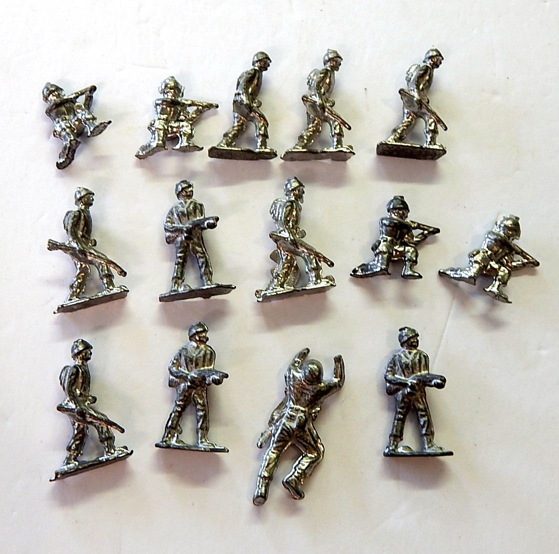 lead army men