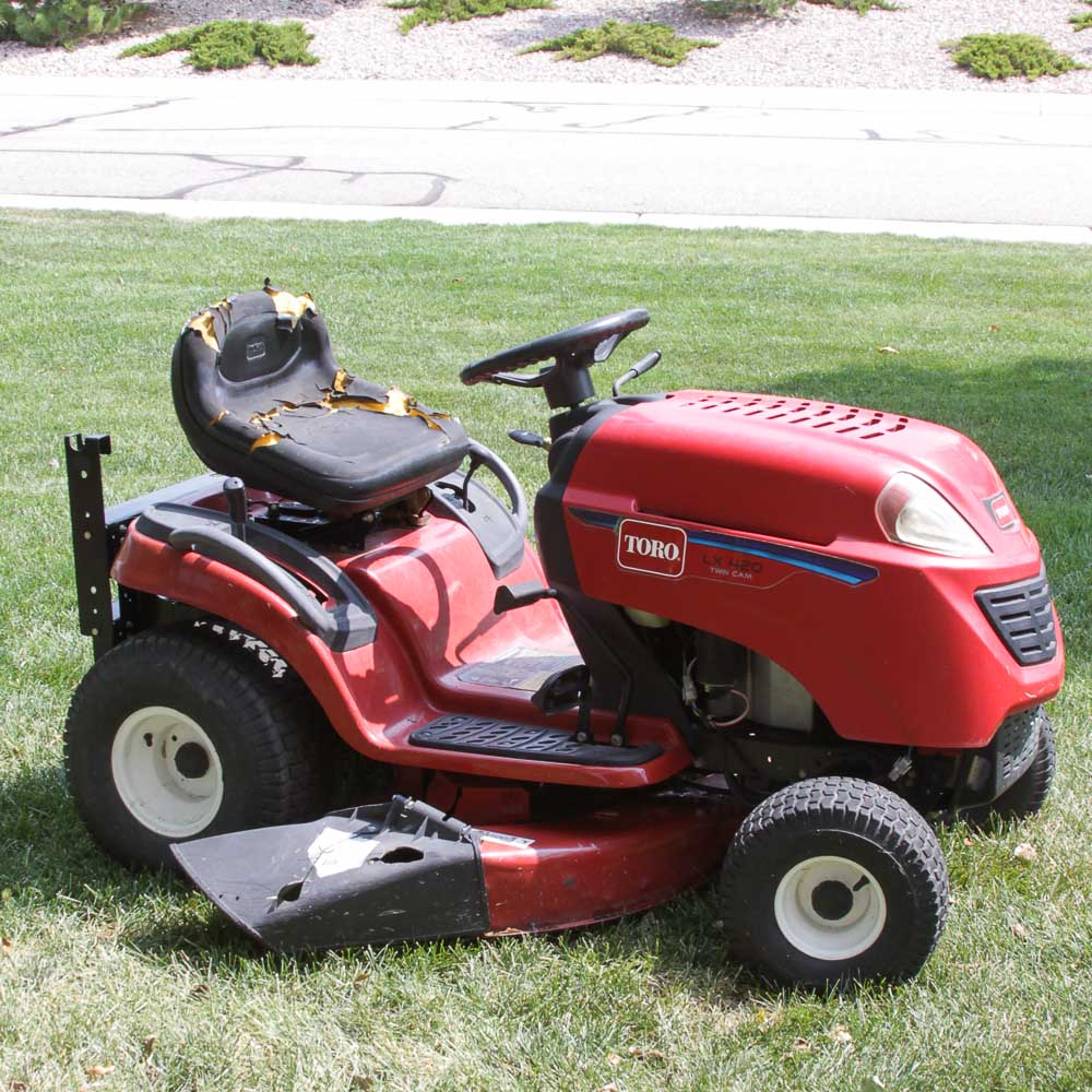 Toro LX420 Twin Cam Riding Lawn Mower EBTH