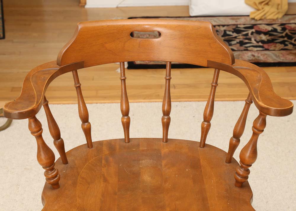 Vintage Ethan Allen "Early American" Captians Chair EBTH