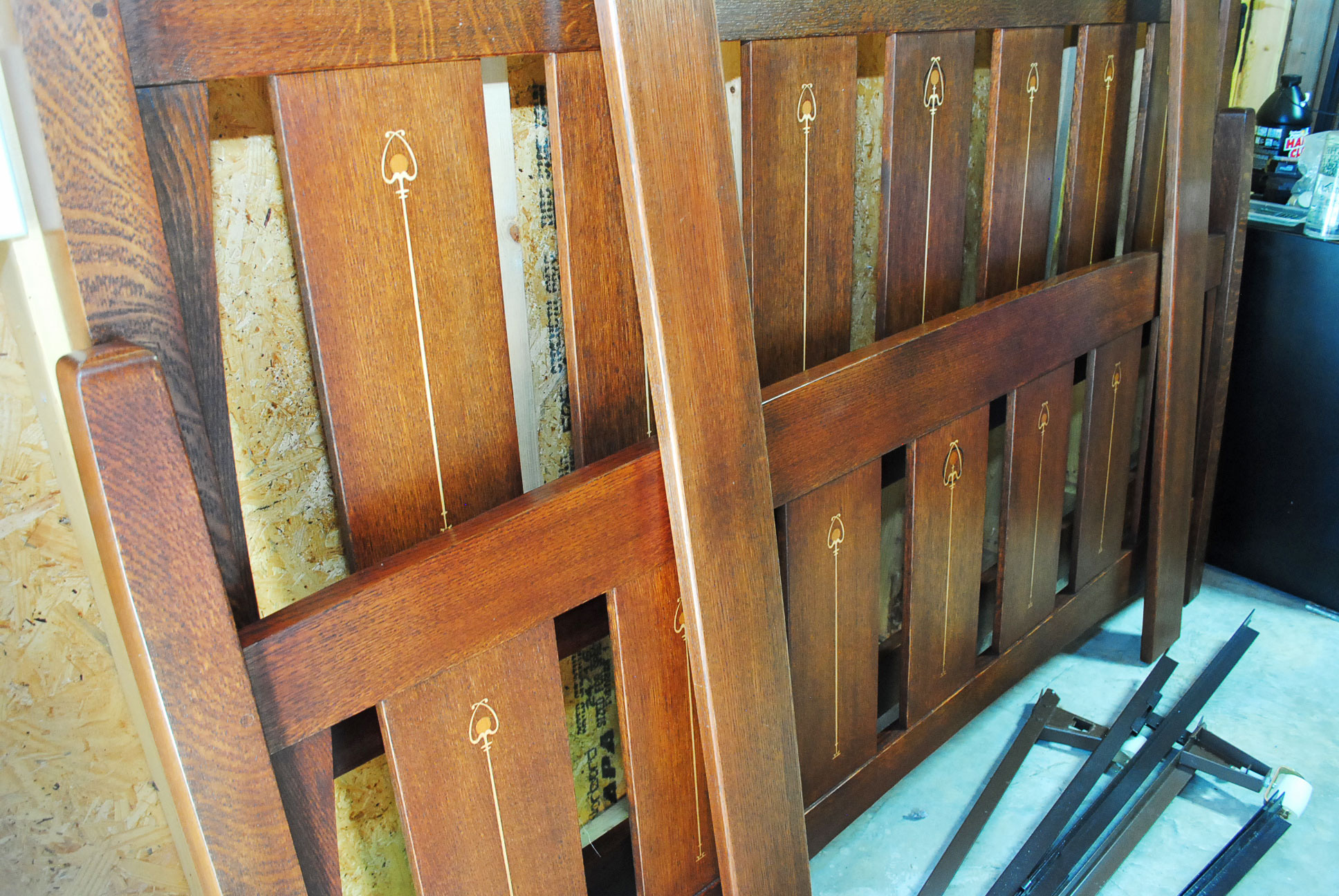 "Harvey Ellis" King Bed by Stickley Furniture EBTH