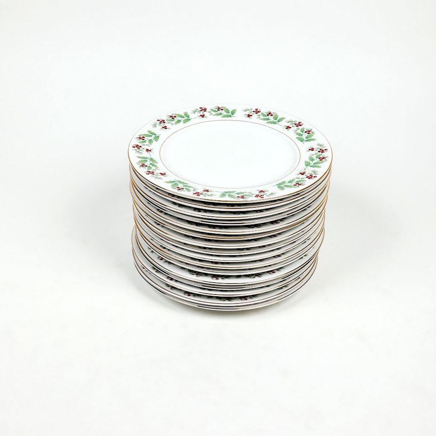 Collection of Vintage Gibson Housewares \ Collection of Vintage Gibson Housewares \
