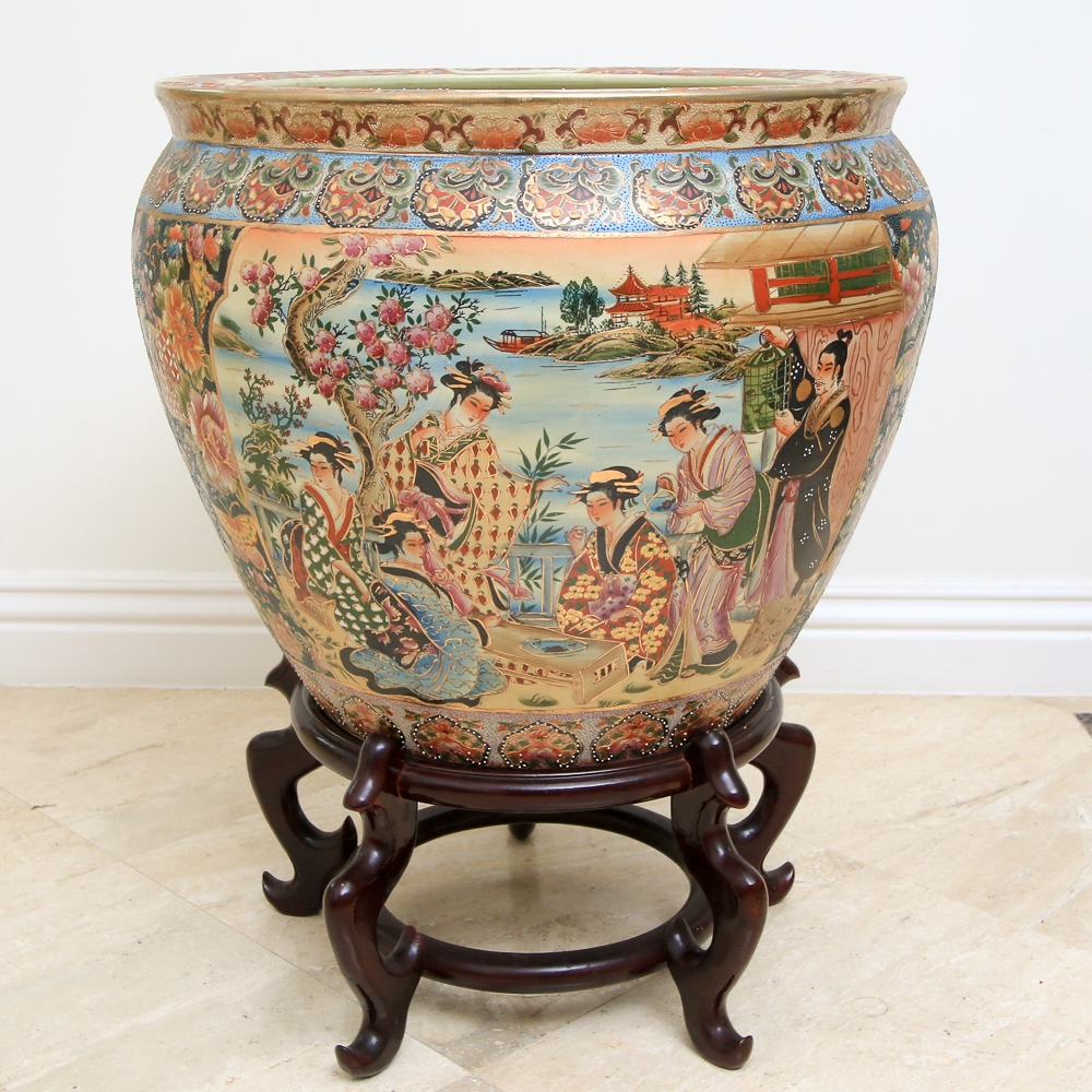 Chinese Satsuma Style Planter EBTH