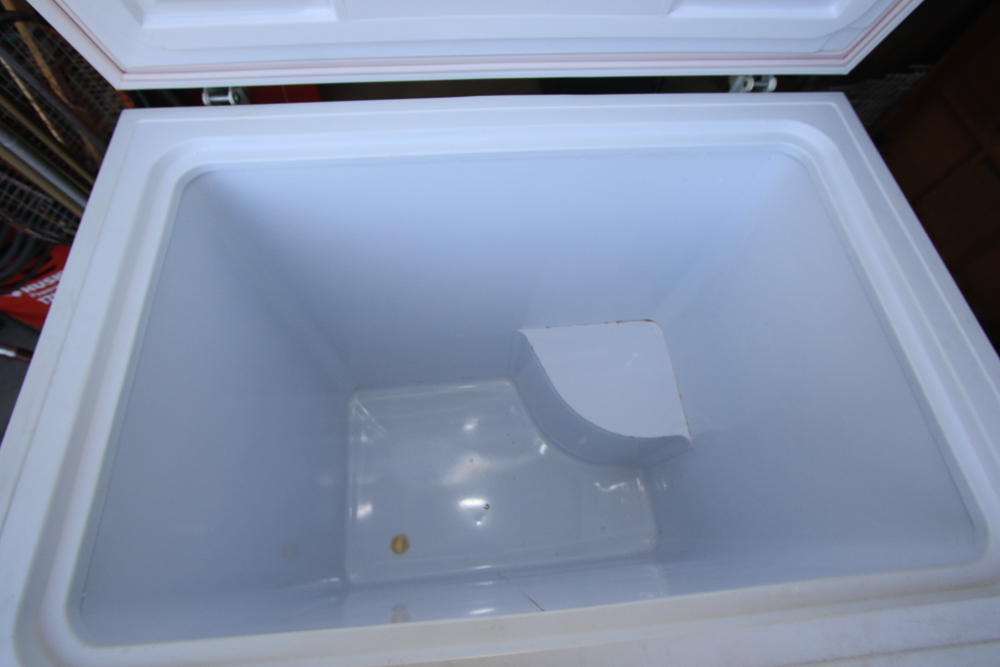 Kirkland Signature by Whirlpool Freezer EBTH