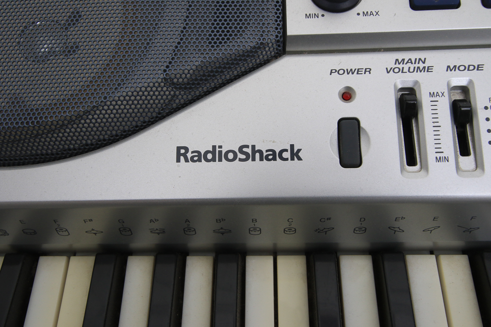 Radio Shack Electronic Keyboard and Stand EBTH