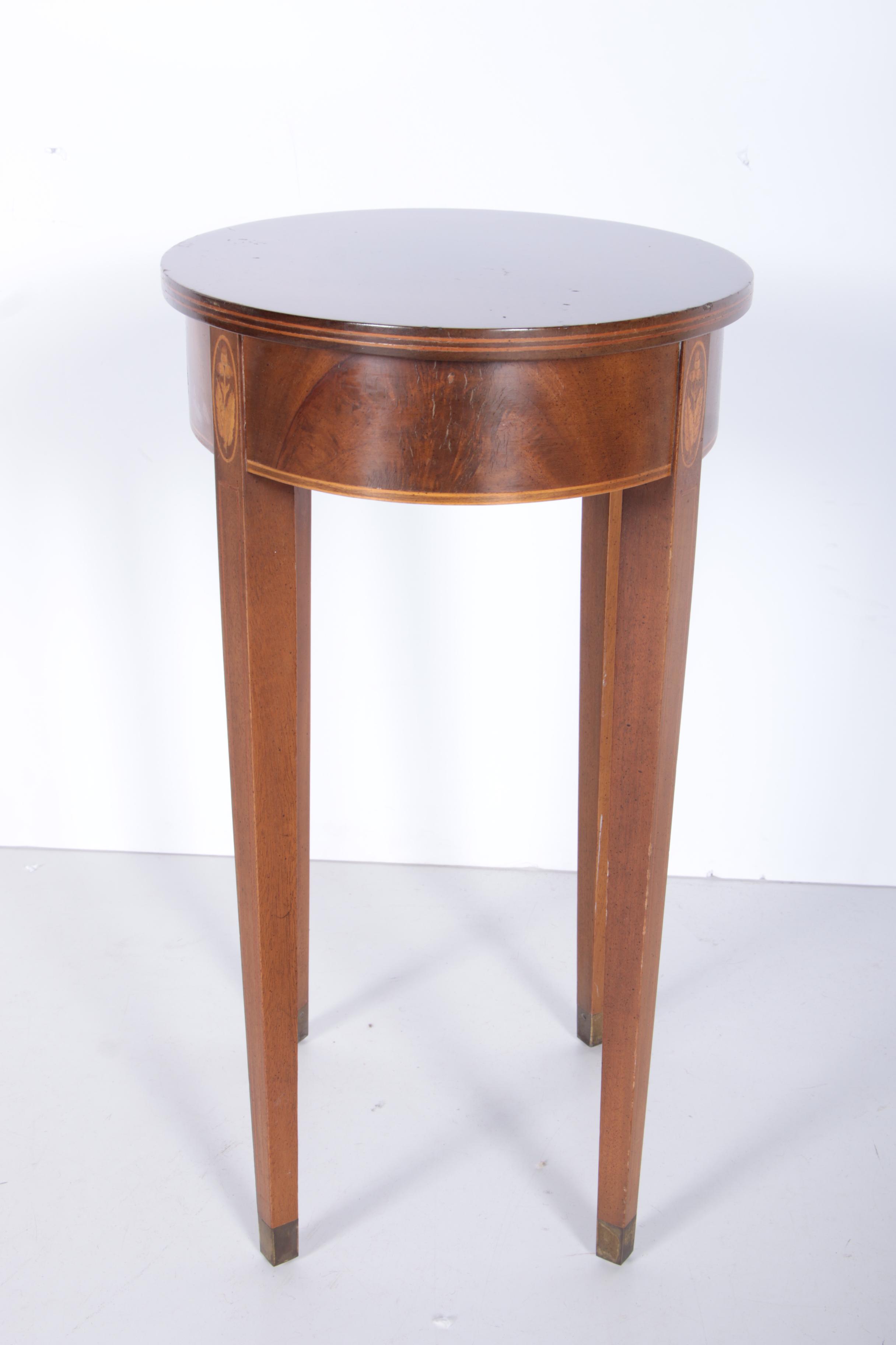 "Old Dominion" Side Table by Kittinger EBTH