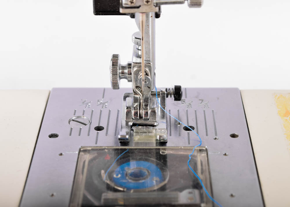 Sears Kenmore Limited Edition 100 Stitch Sewing Machine EBTH