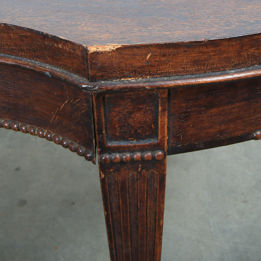 Vintage Kidney Shaped Mahogany Coffee Table | EBTH