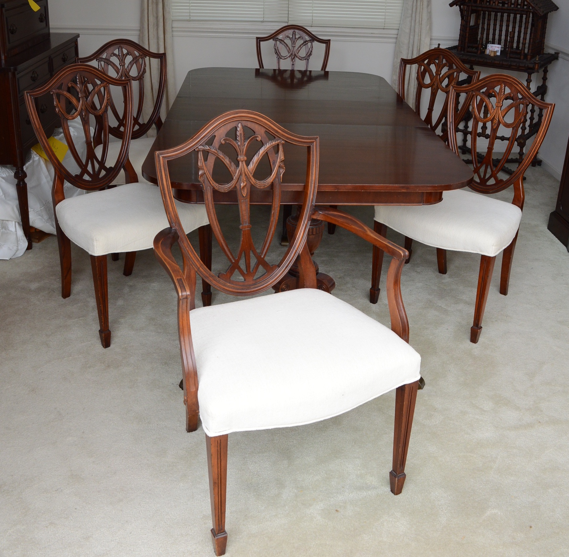Mahogany Duncan Phyfe Style Dining Table and Six Chairs EBTH