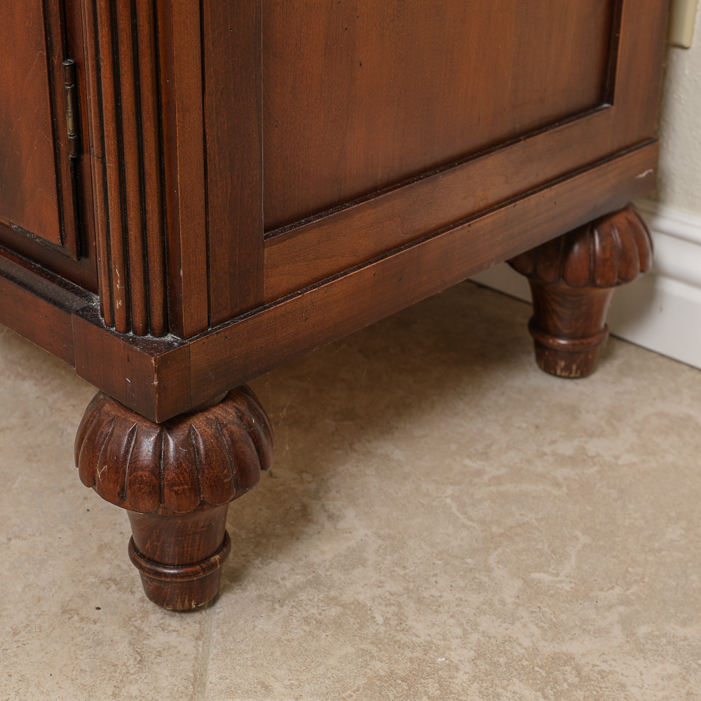 Vintage Ethan Allen Lighted China EBTH