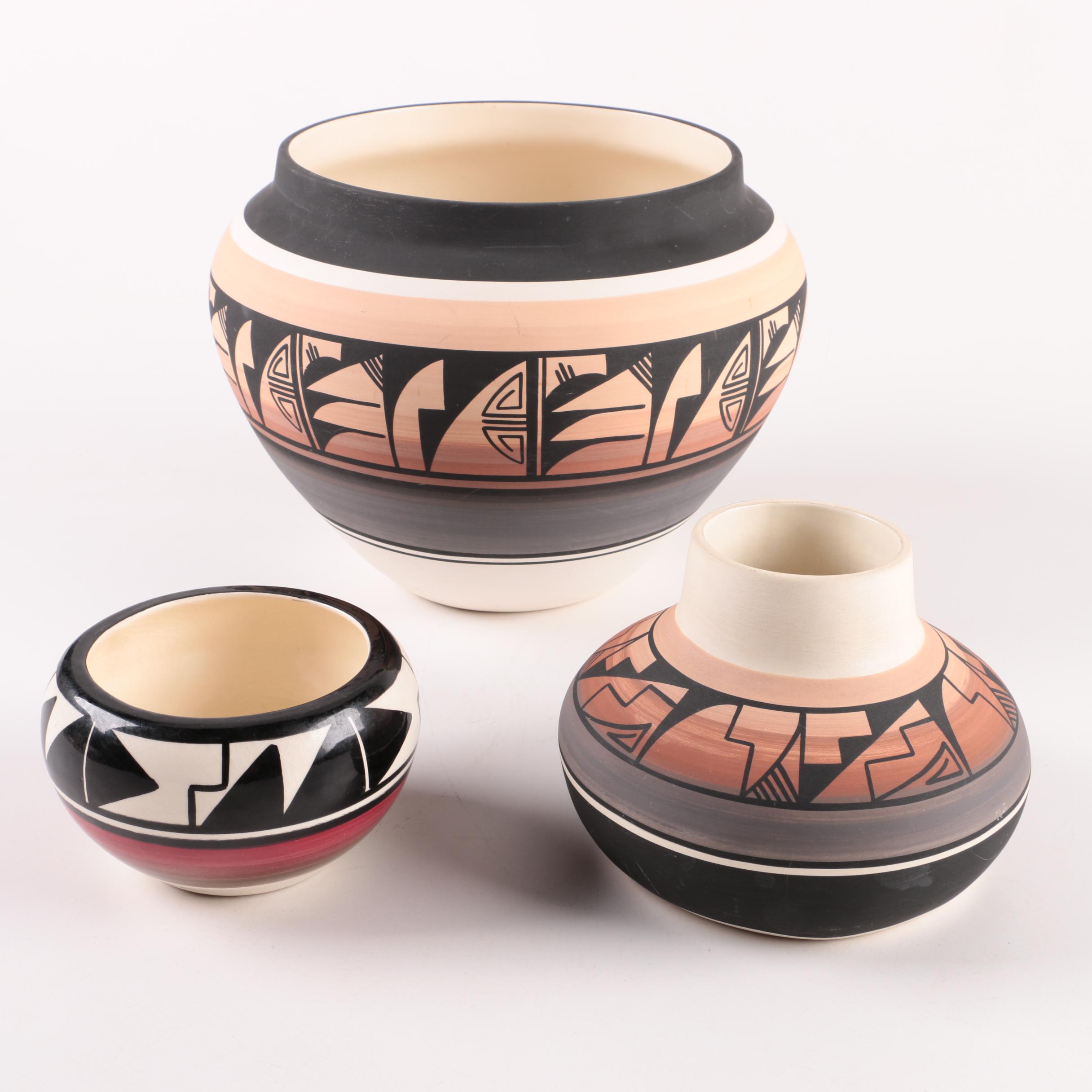 Ute Mountain Ute Tribe Pottery By Inez Wing And Ruth Root | EBTH