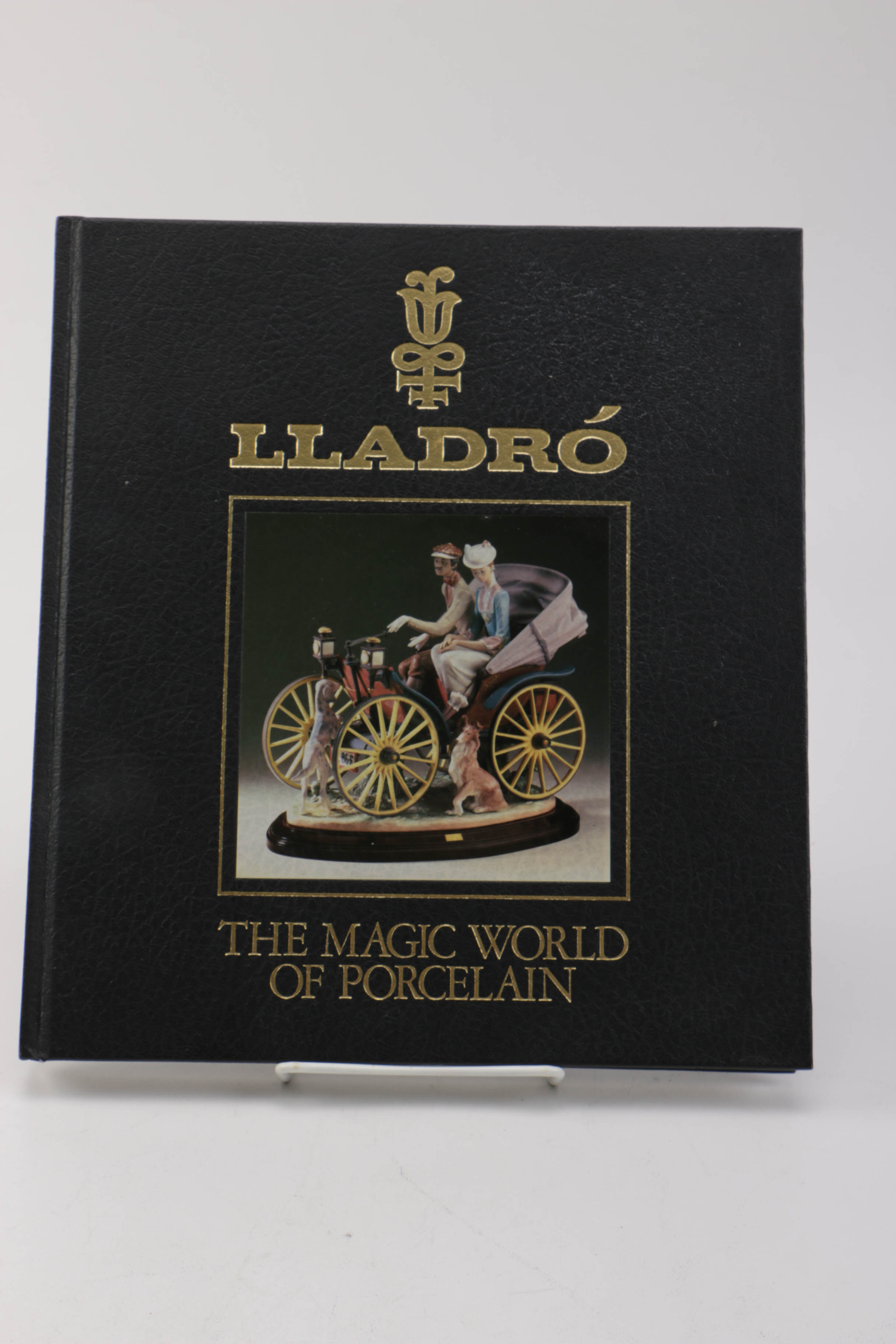 Assorted Hardcover Coffee Table Books | EBTH