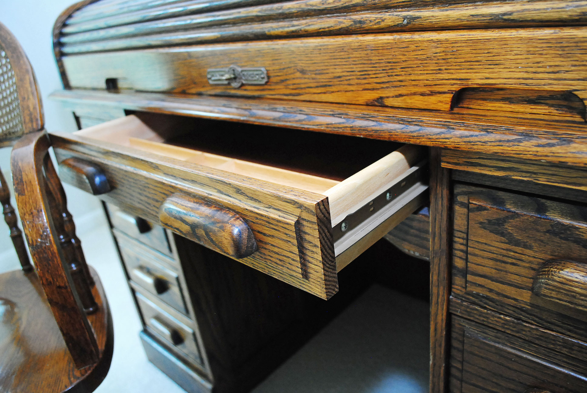 Oak Crest Roll Top Desk with Chair EBTH