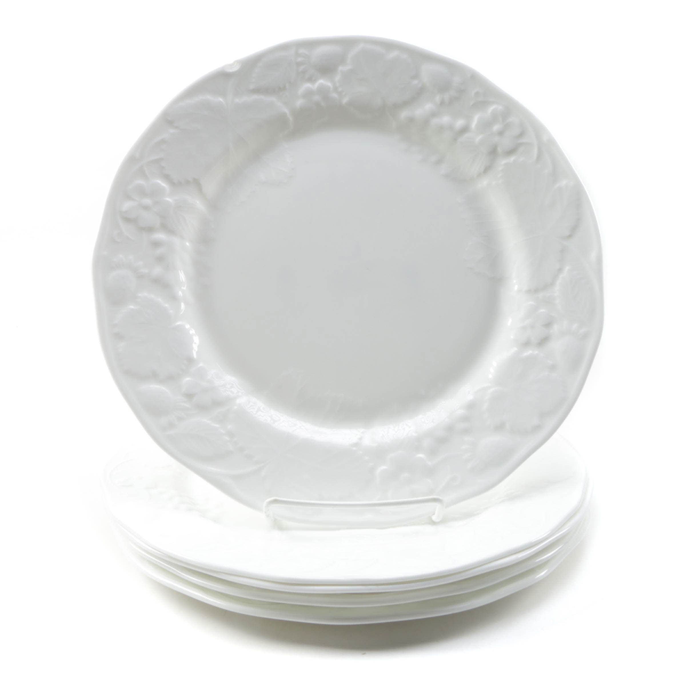 Wedgwood "Strawberry and Vine" Plates EBTH