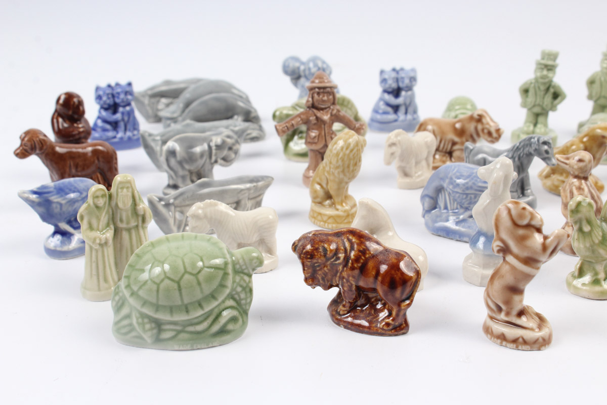 Wade Red Rose Tea Figurines EBTH