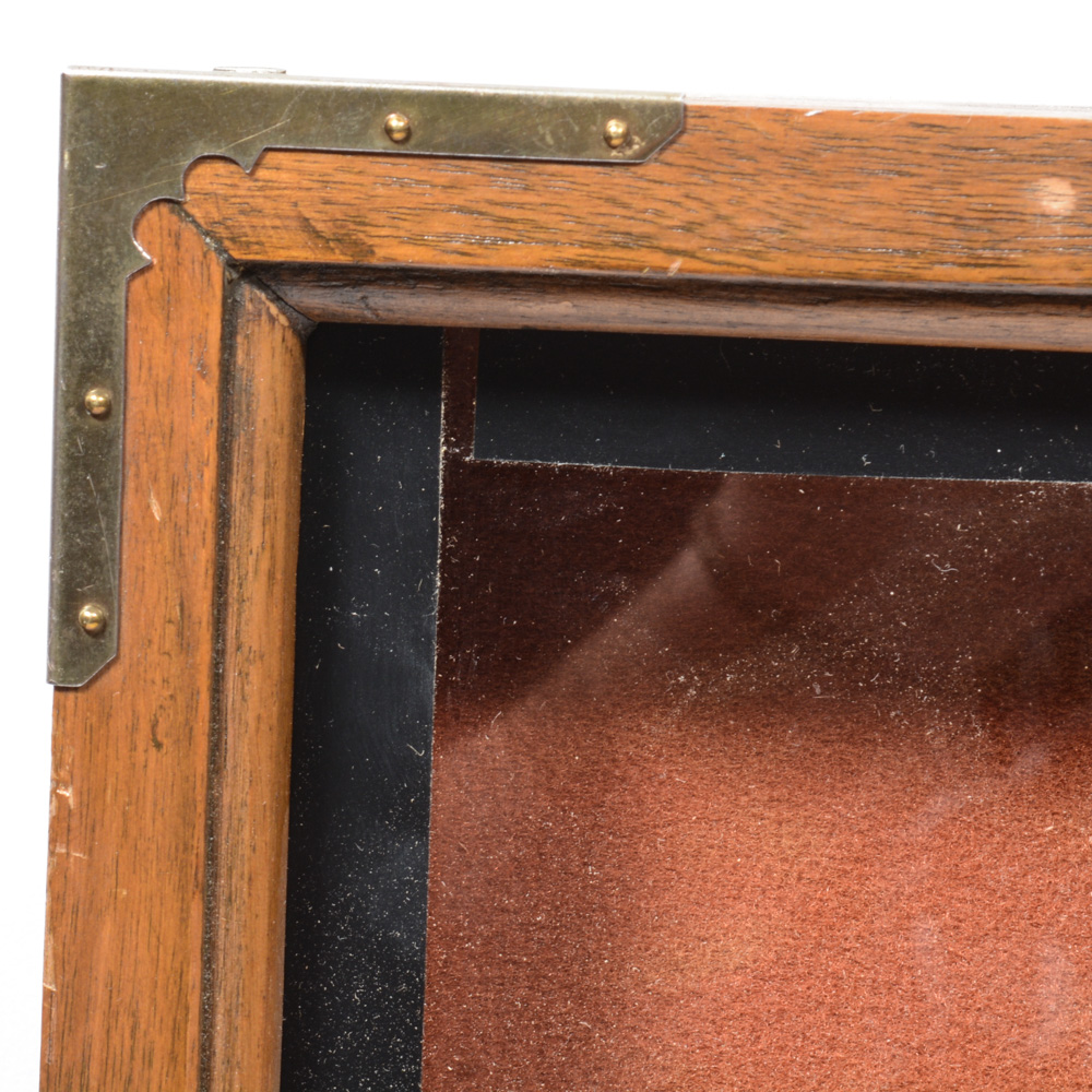 Vintage Knife Wooden Display Case EBTH