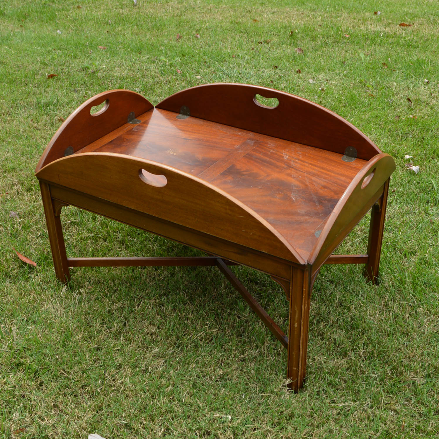 Mahogany Butler Tray Coffee Table by Henredon EBTH