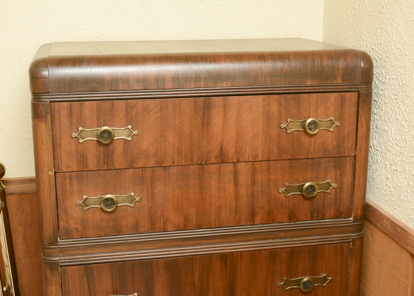 Art Deco Waterfall Chest of Drawers EBTH