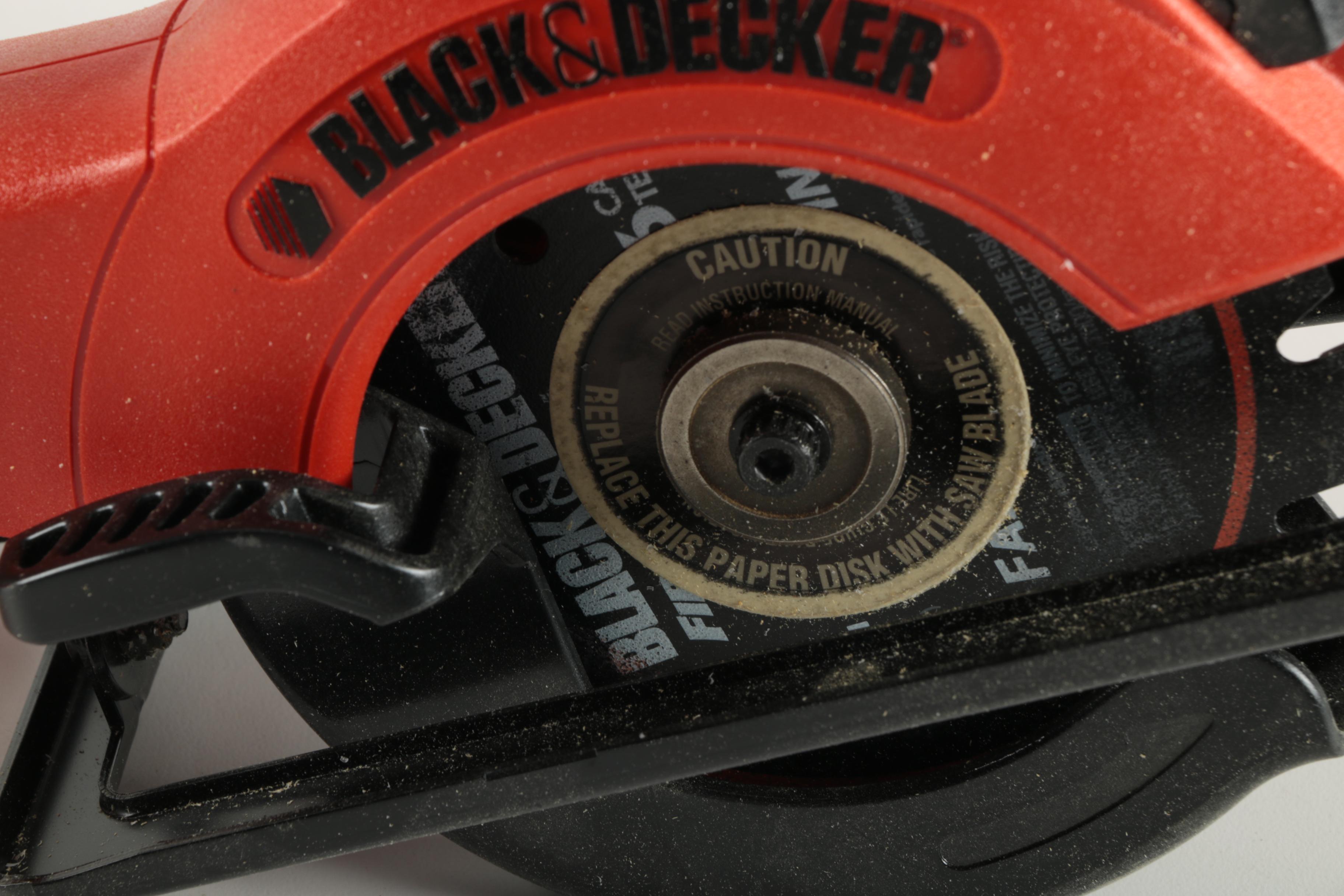 Black and Decker Cordless Circular Saw with Case EBTH