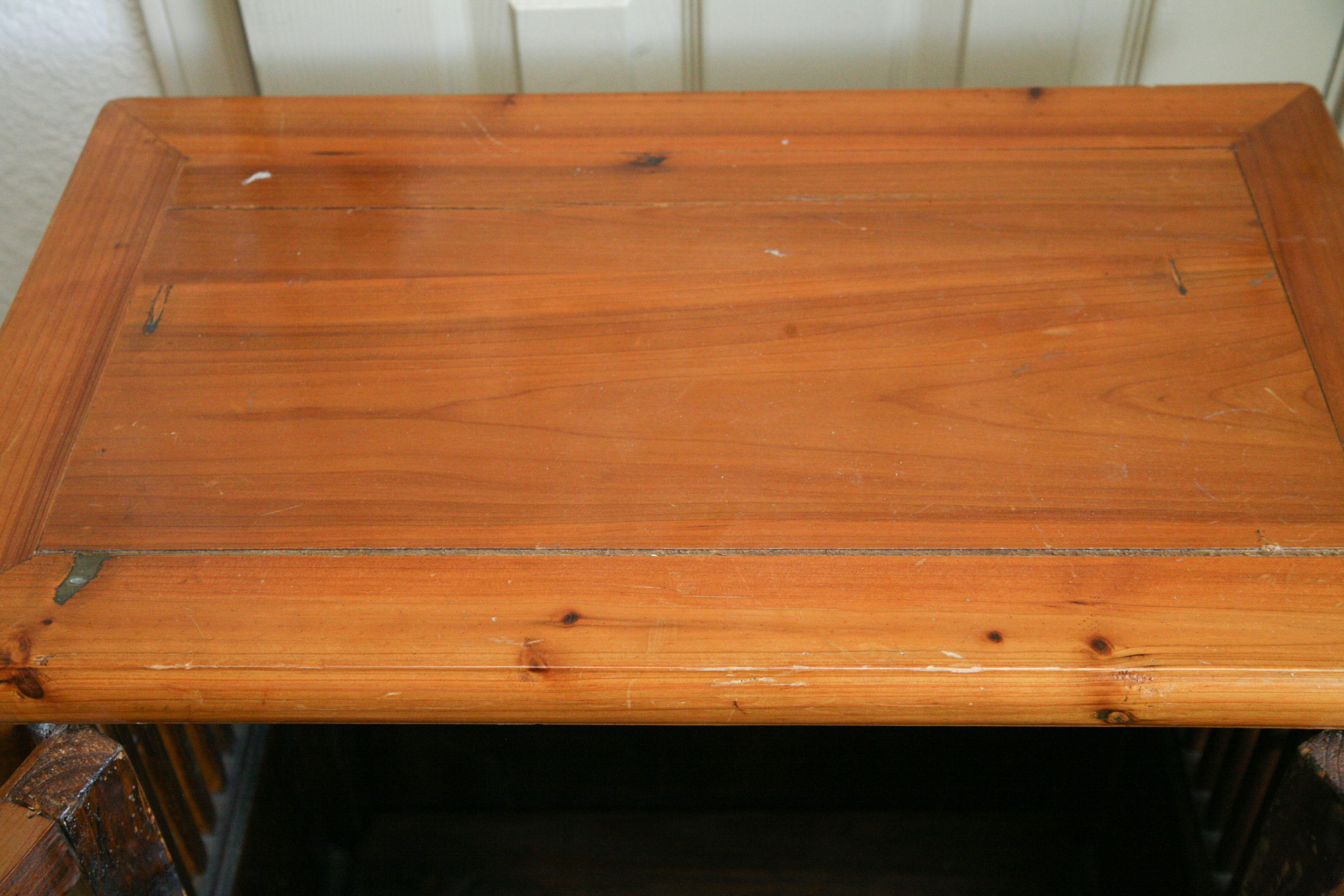 Vintage Knotty Pine EBTH