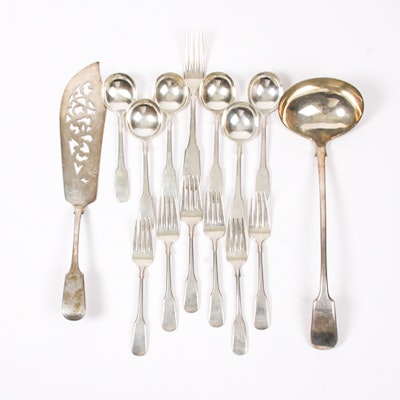 Assortment of International Silver Co. Sterling Flatware in the "1810" Pattern Assortment of International Silver Co. Sterling Flatware in the "1810" Pattern