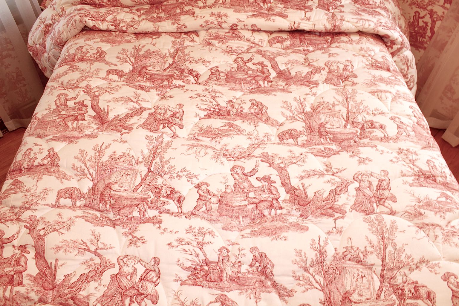 Red Toile Bedding & Curtain Sets EBTH