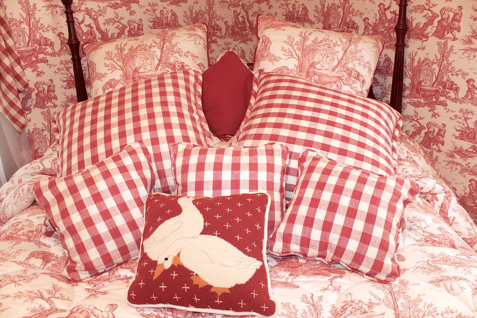 Red Toile Bedding & Curtain Sets EBTH