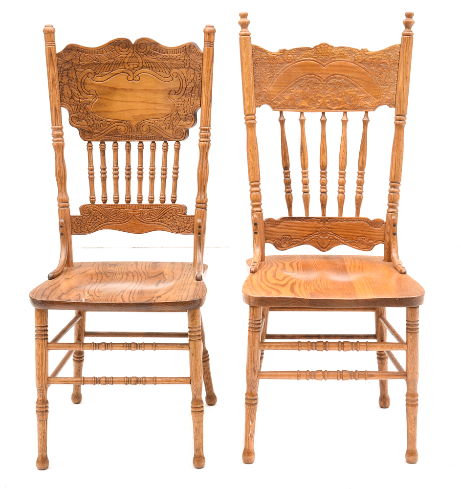 Round Oak Table and Chairs EBTH