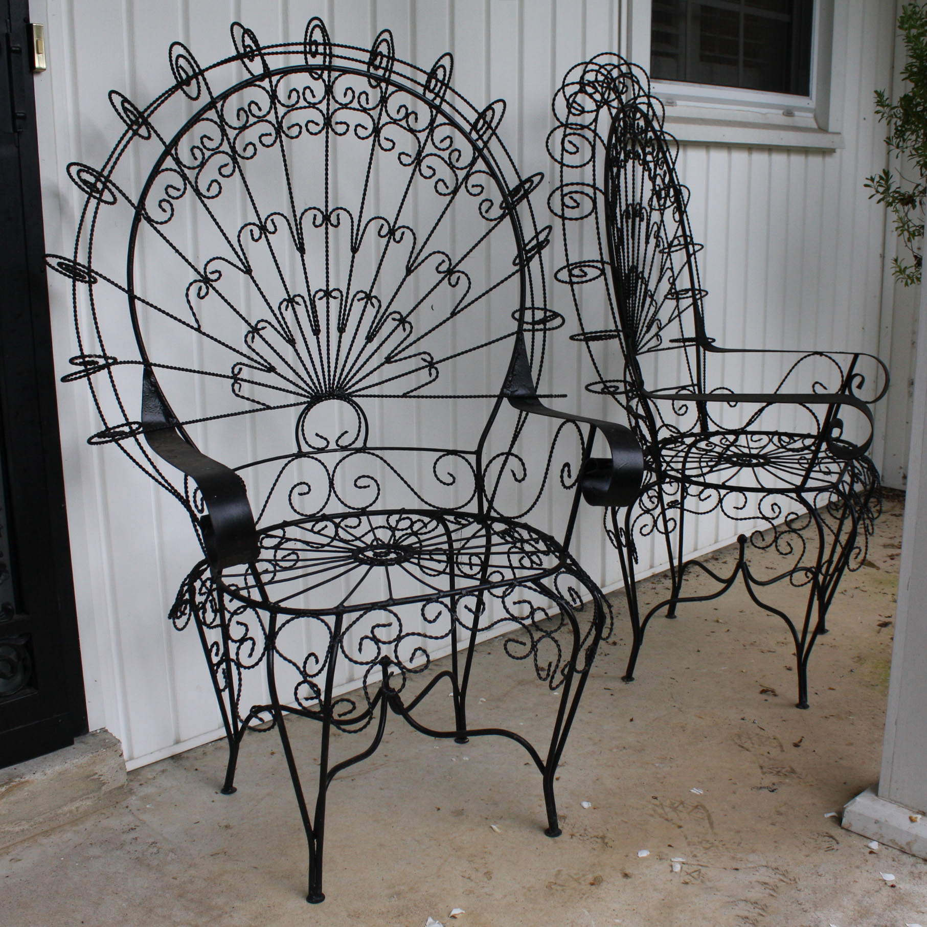 Pair of Metal Outdoor Peacock Chairs EBTH