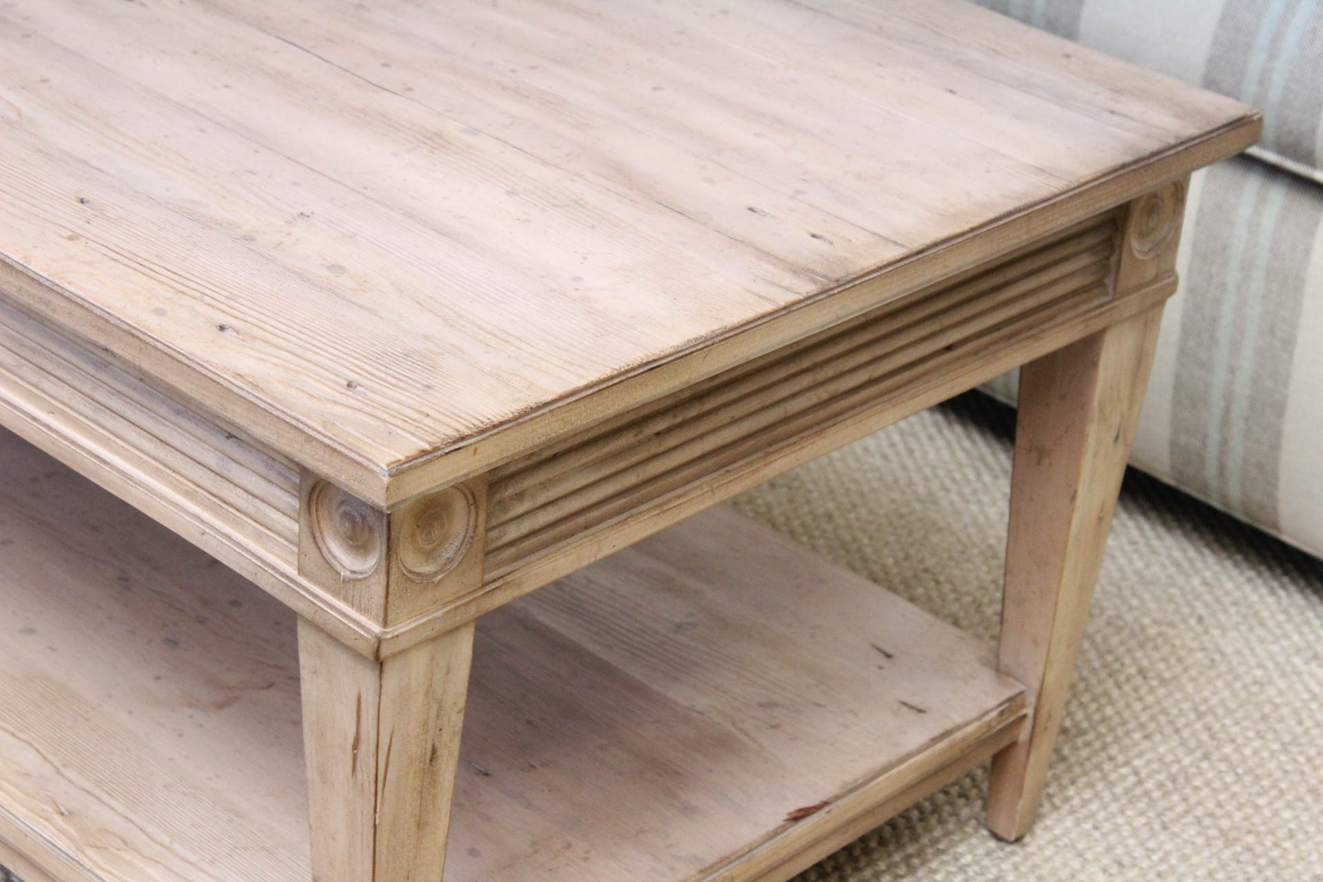 Ethan Allen Rustic Coffee Table EBTH