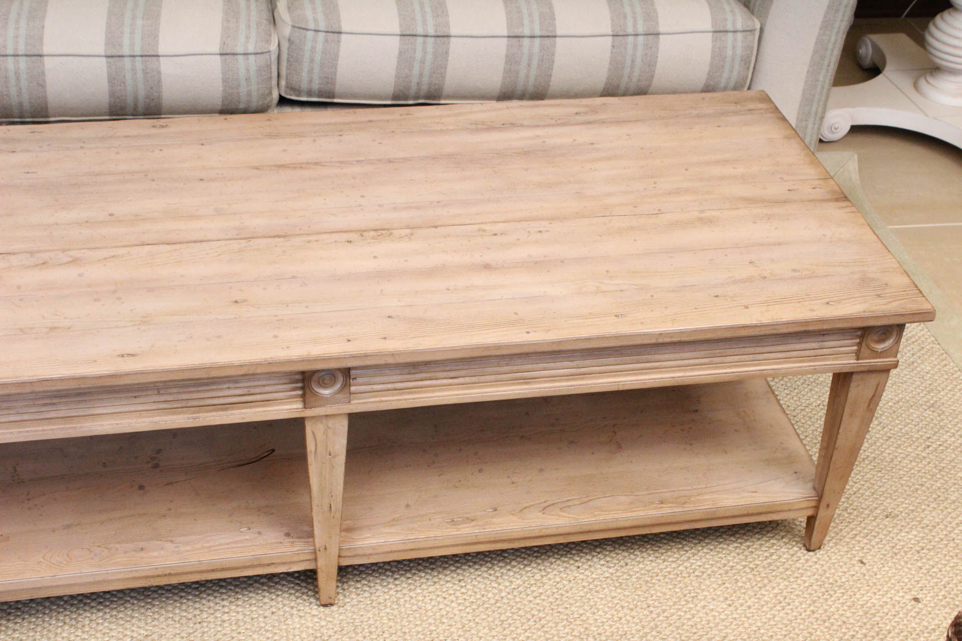 Ethan Allen Rustic Coffee Table EBTH