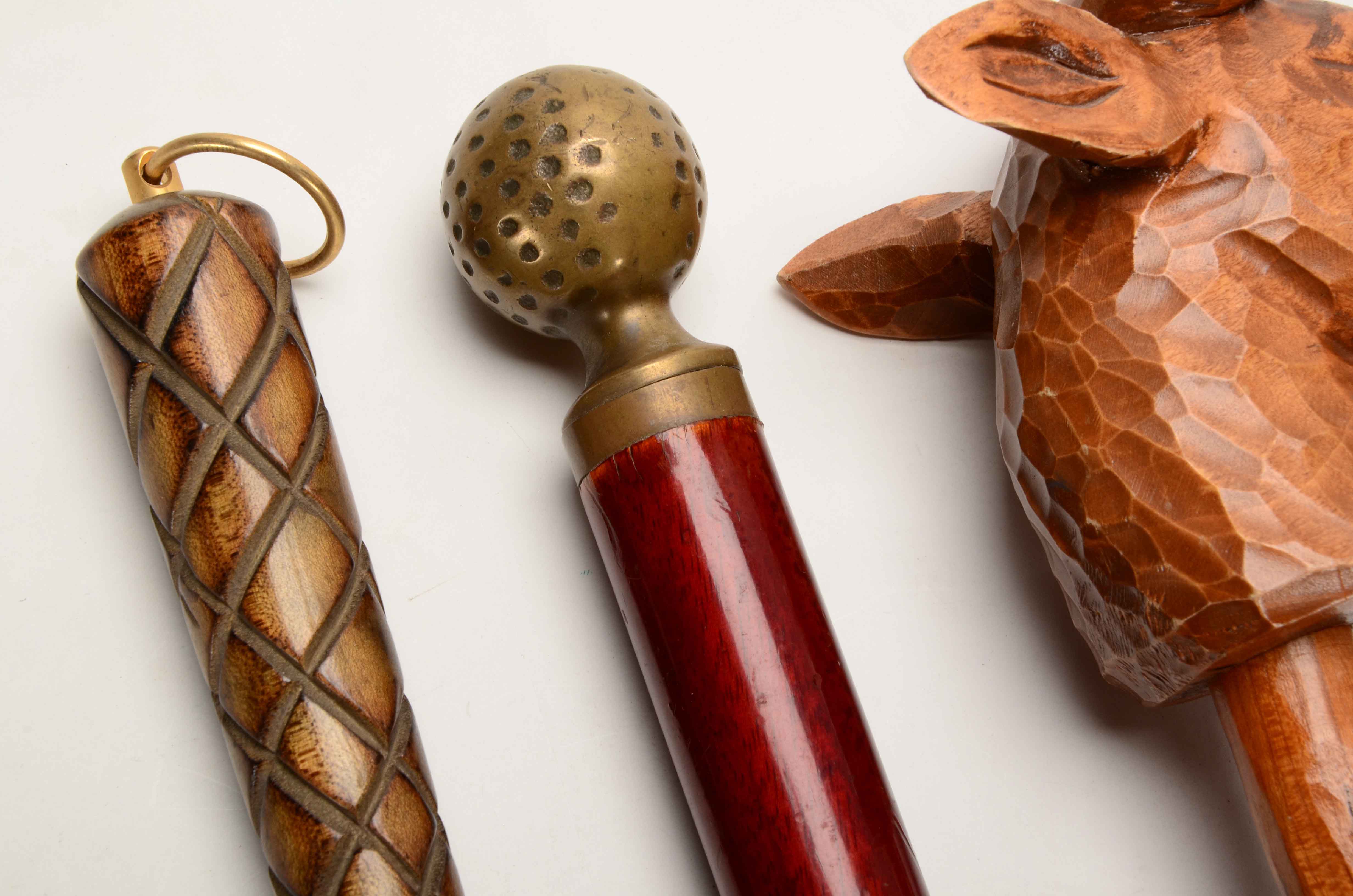 Assorted Vintage Boot Horns EBTH