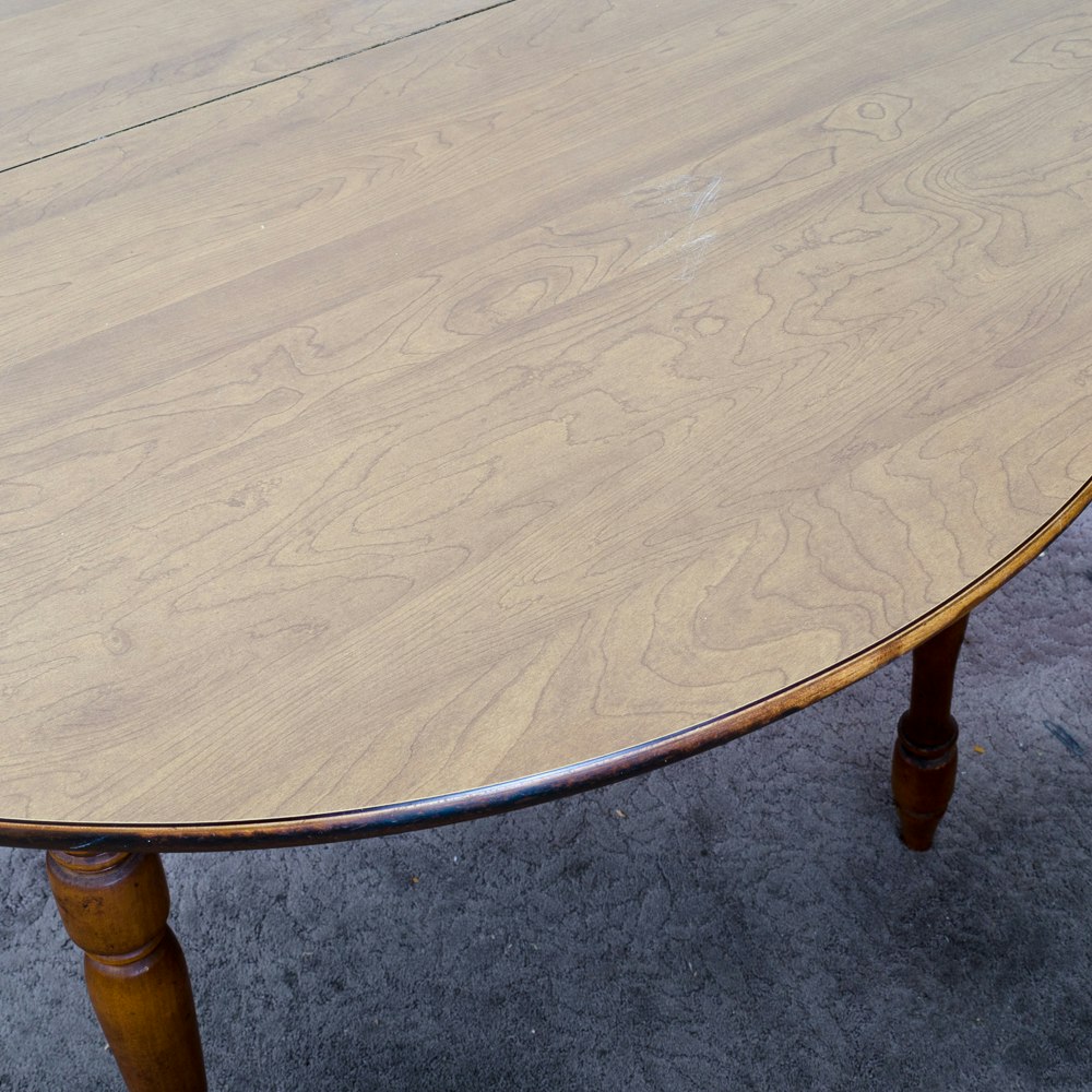 Vintage Hale Company Maple Table and Chairs | EBTH