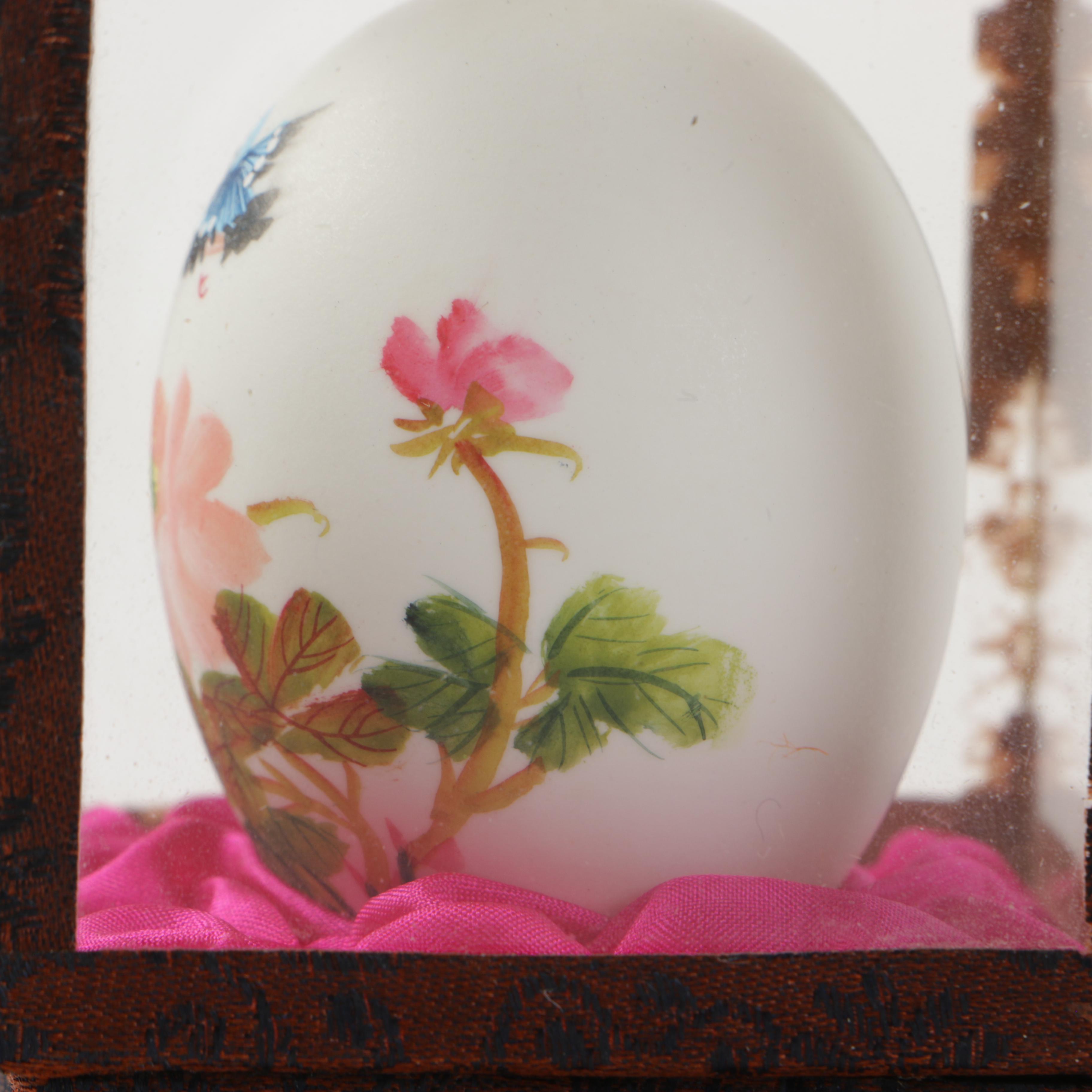 HandPainted Chinese Porcelain Egg Displays EBTH