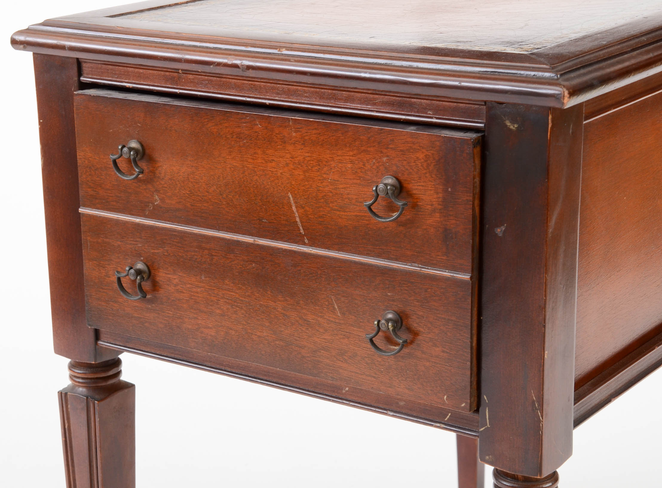 Vintage Mahogany Leather Top End Table | EBTH