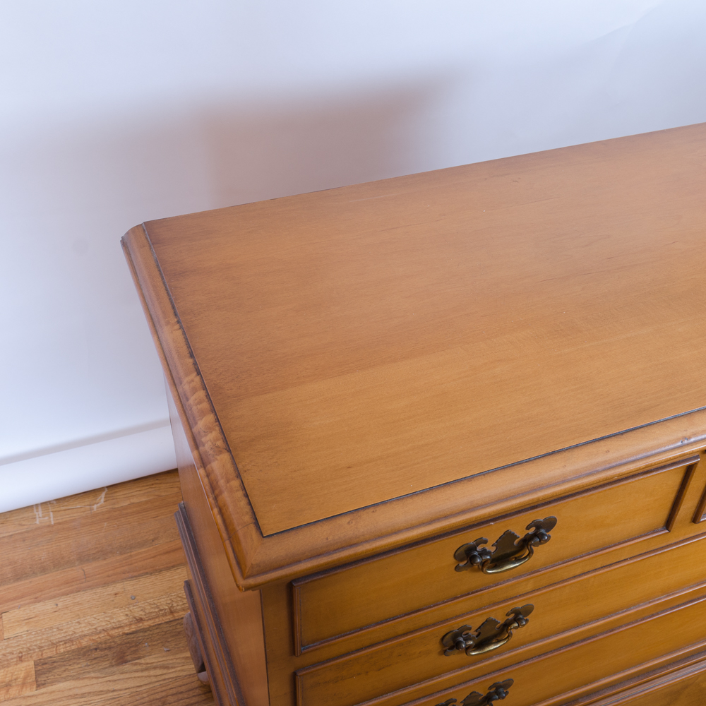 Lane "Colonial Salem" Cedar Chest with One Drawer EBTH