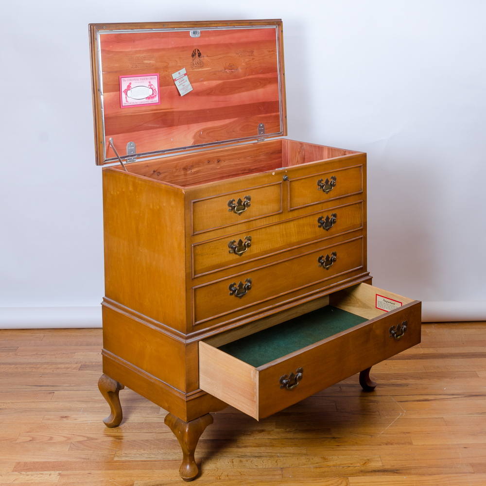 Lane "Colonial Salem" Cedar Chest with One Drawer EBTH