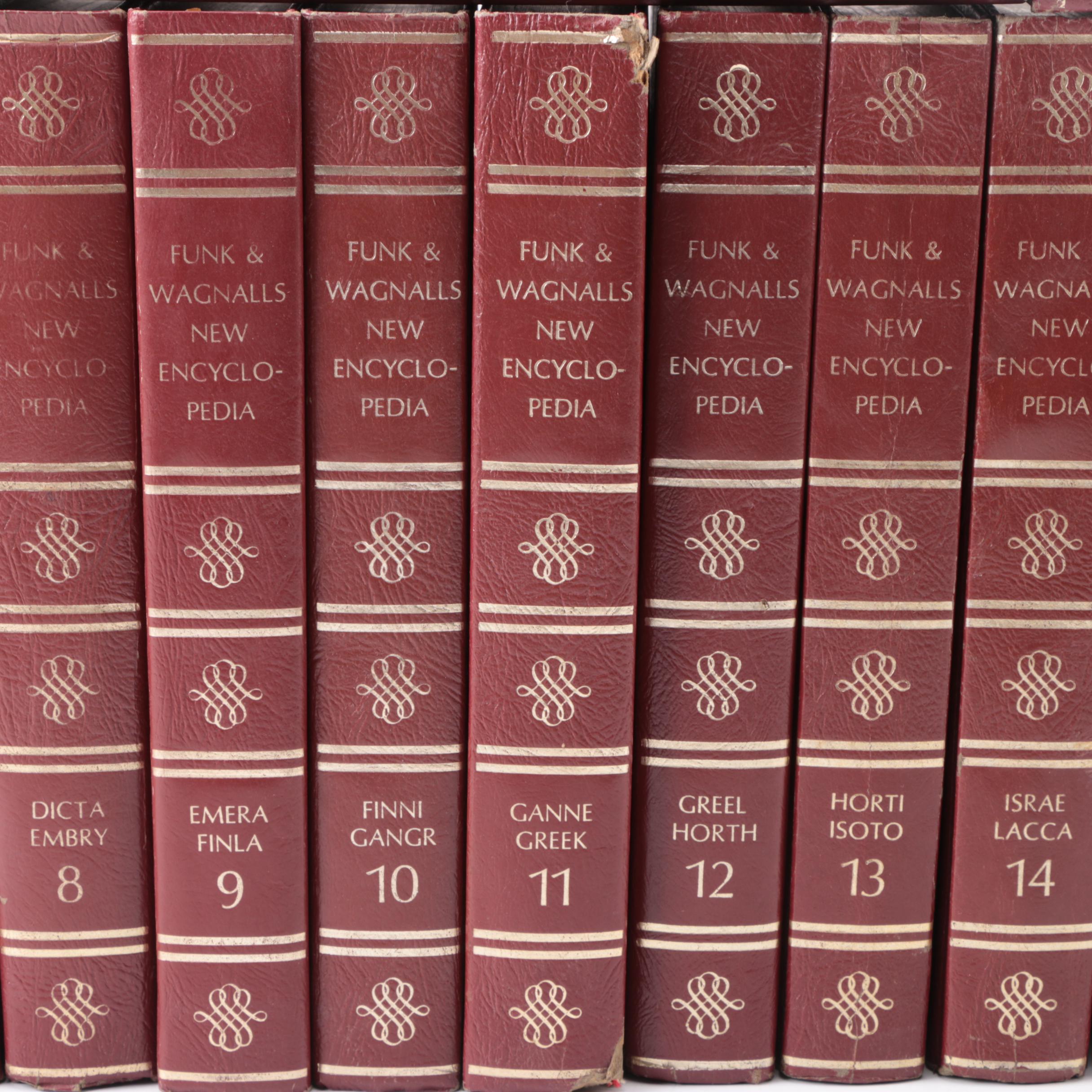 1972 "Funk & Wagnalls New Encyclopedia" 26Volume Set EBTH