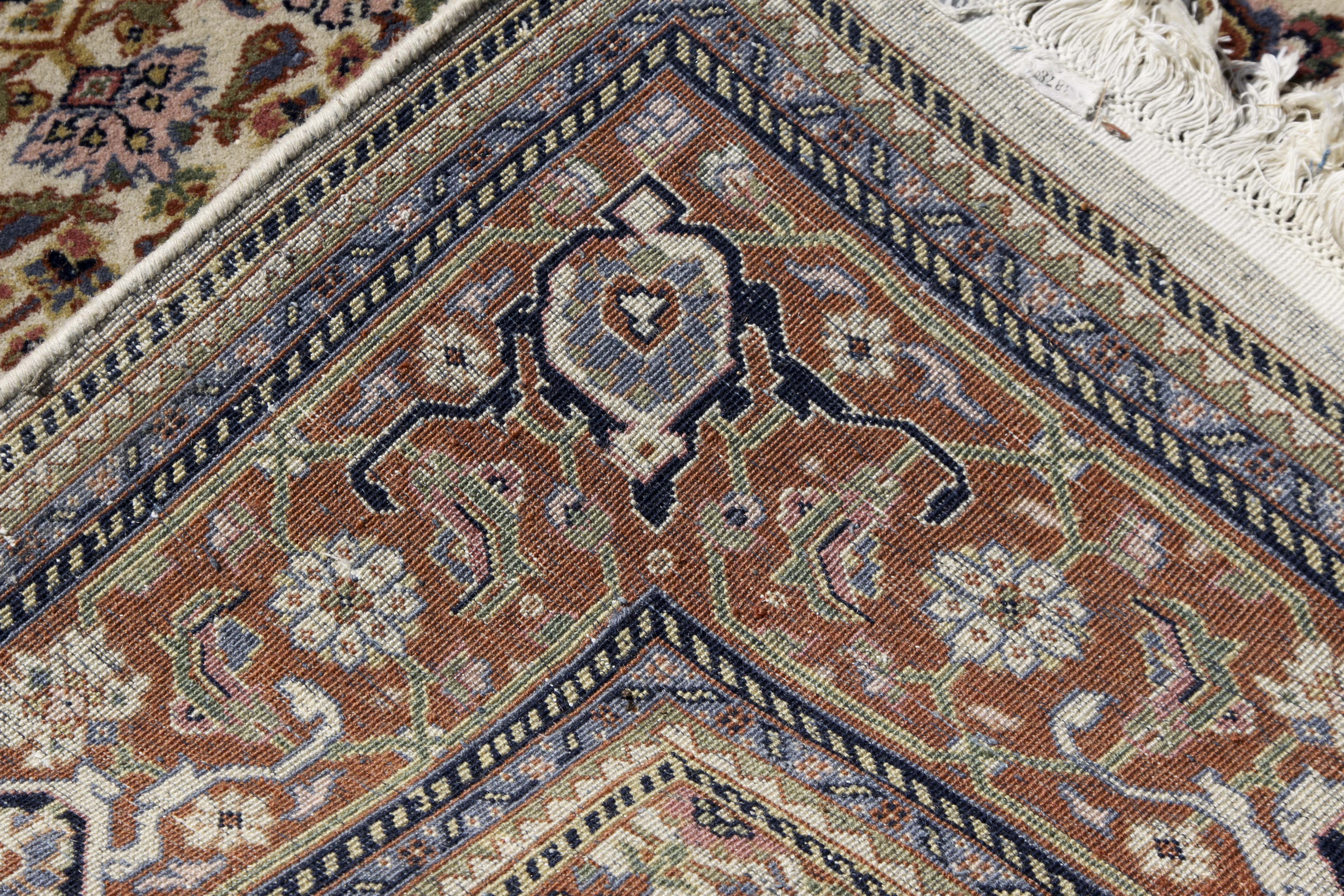 Kaimuri Indian Wool Rug from Fritz and Larue EBTH