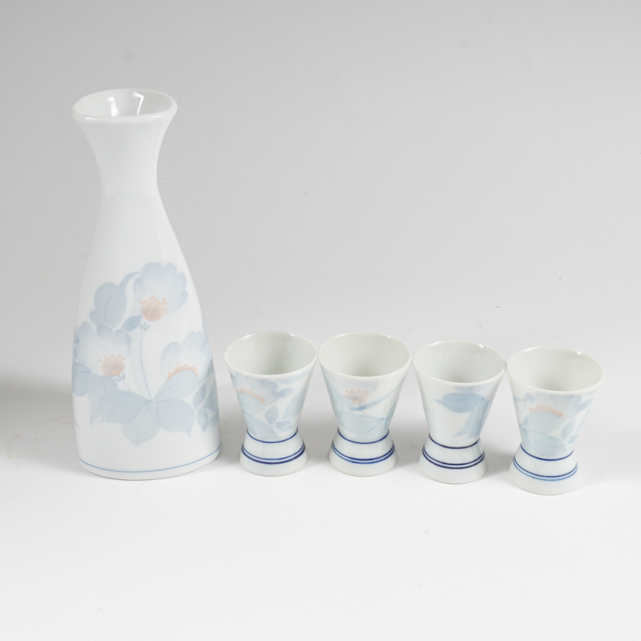 Japanese Porcelain Sake Set EBTH