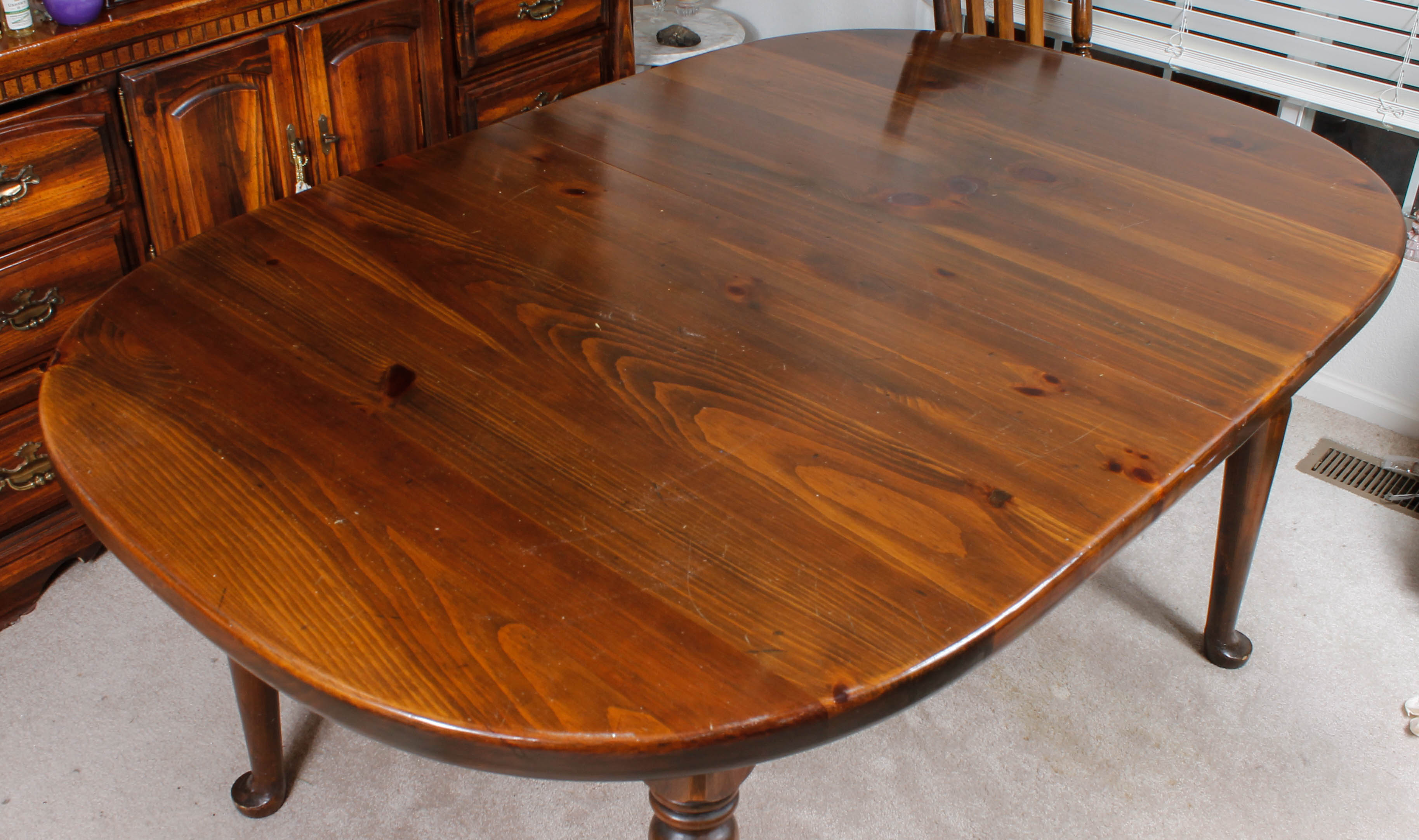 Vintage "Early American" Dining Table and Chairs by Ethan Allen EBTH