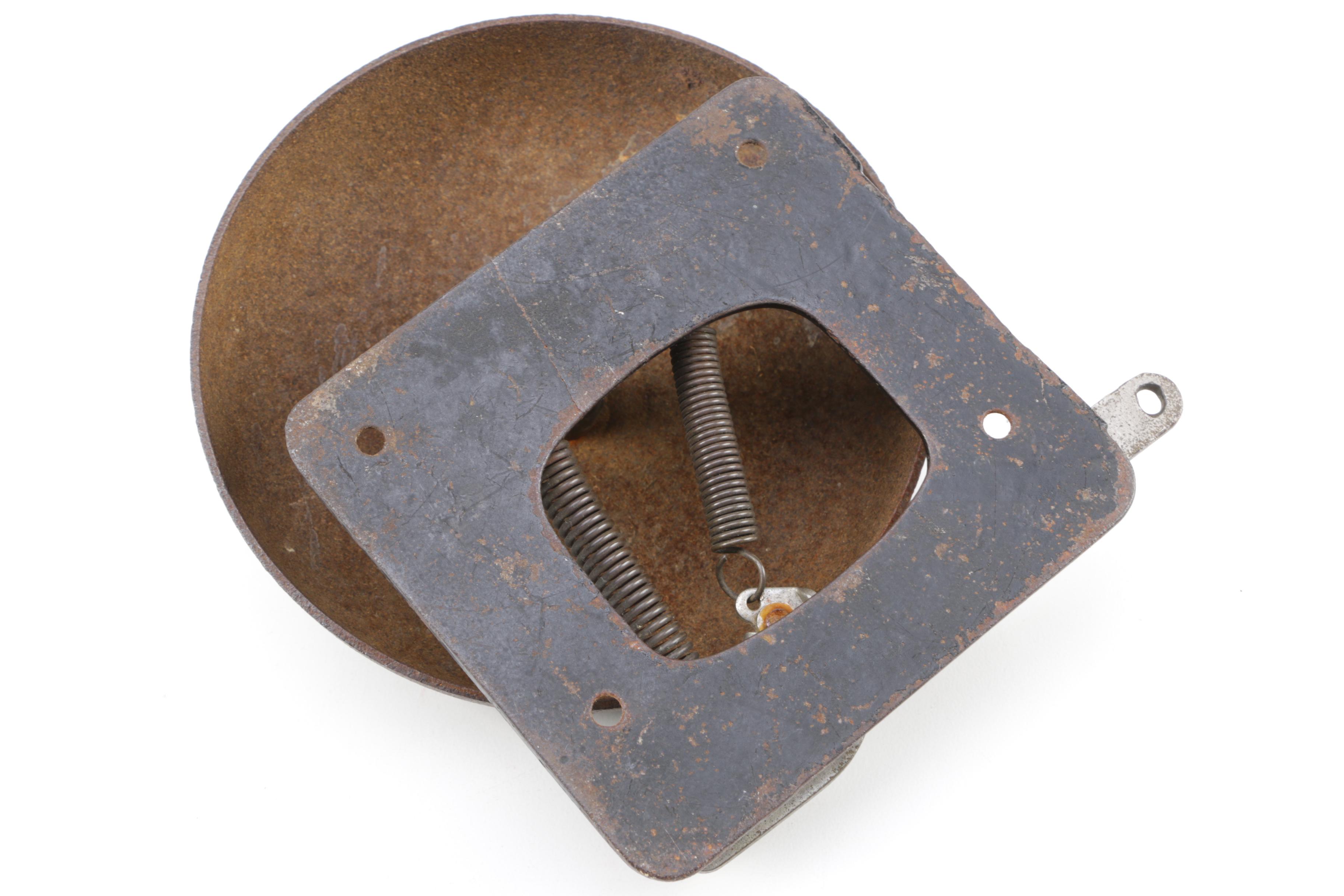 Vintage Cast Iron and Metal Boxing Ring Bell EBTH